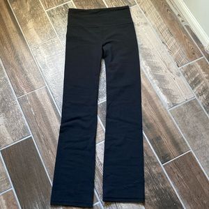 Athleta elation straight leg tights.